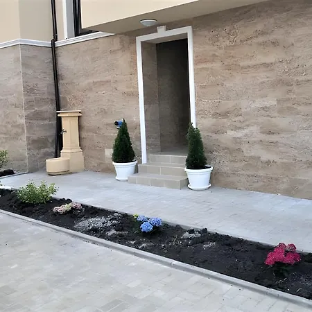 Emi * Поморие